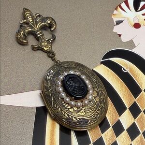 Vintage Victorian Revival Gold and Black Cameo Brooch With Fleur de Lis Pin